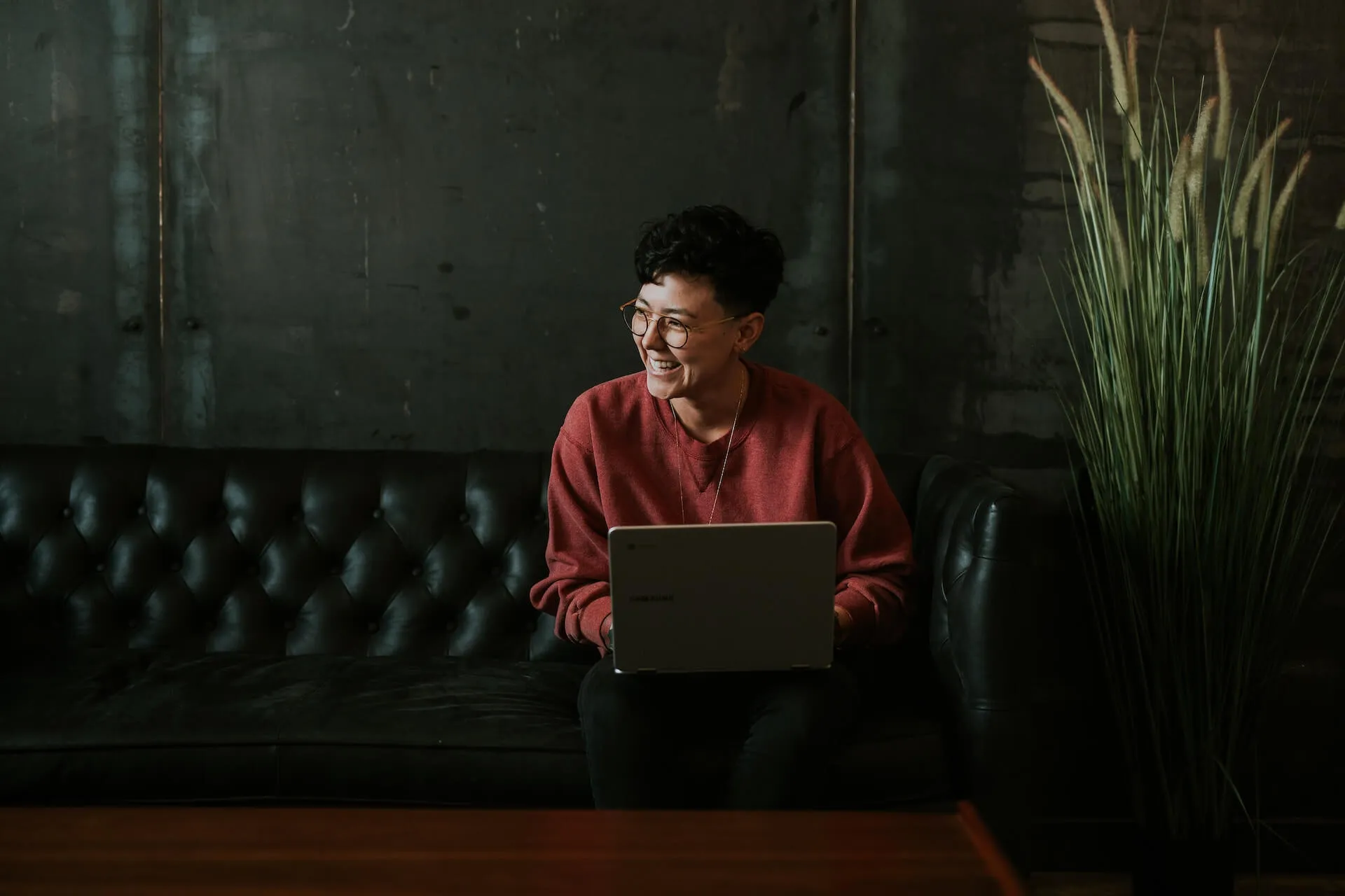 girl with laptop